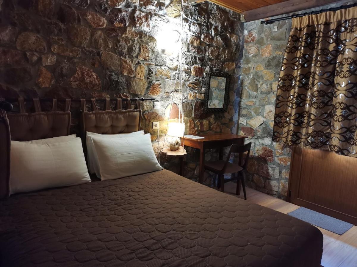 Ataviros Hotel Émbonas 외부 사진