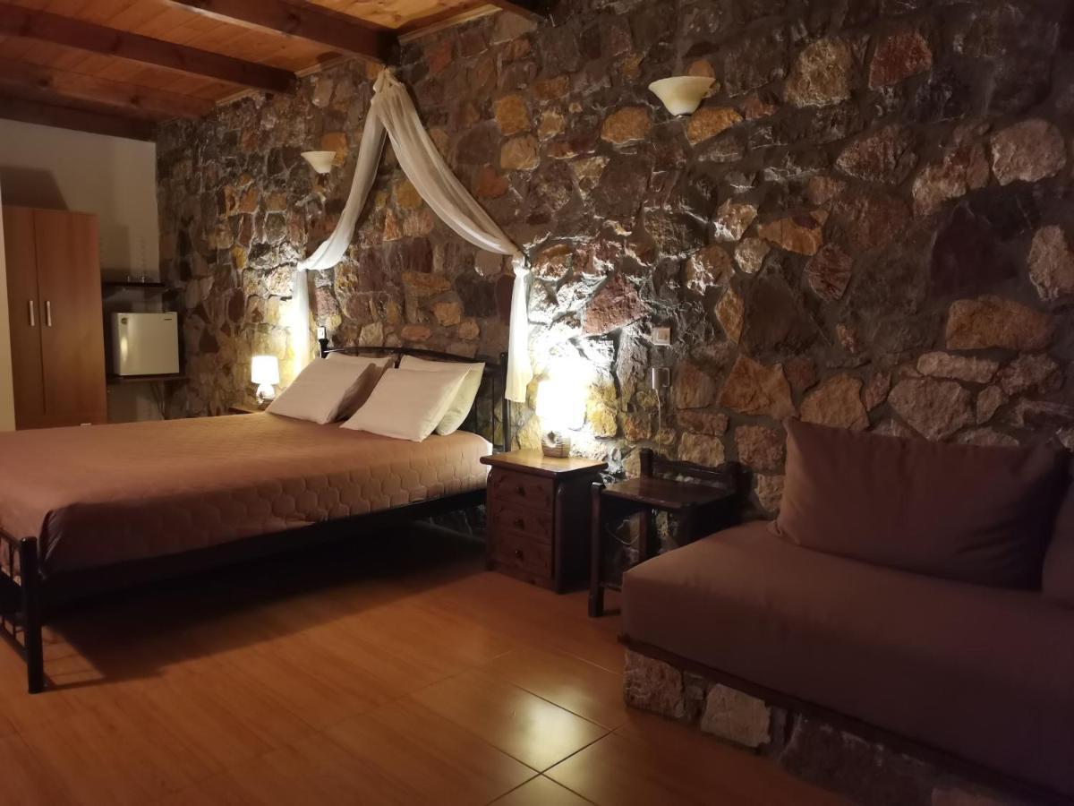 Ataviros Hotel Émbonas 외부 사진